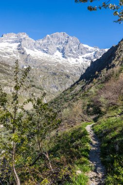 Yürüyüş parkurundan Valgaudemar Vadisi 'ndeki Refuge de Chabourneou' ya kadar...
