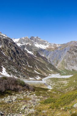 Yürüyüş parkurundan Valgaudemar Vadisi 'ndeki Refuge de Chabourneou' ya kadar...