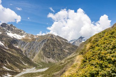 Yürüyüş parkurundan Valgaudemar Vadisi 'ndeki Refuge de Chabourneou' ya kadar...