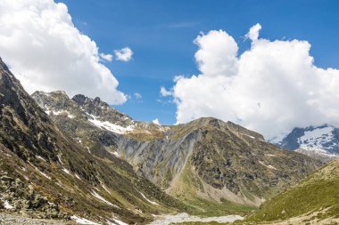 Yürüyüş parkurundan Valgaudemar Vadisi 'ndeki Refuge de Chabourneou' ya kadar...