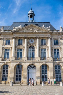 Bourse Meydanı çevresindeki binalar