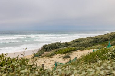 Biscarrosse 'un engebeli deniz manzarası