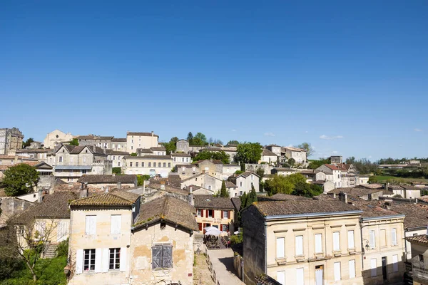 Saint-Emilion şehrinin manzarası