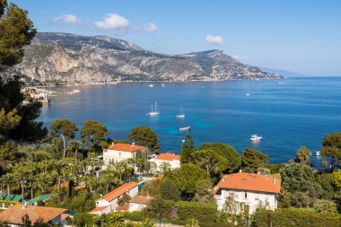 Baie des Fourmis Saint-Jean-Cap-Ferrat 'ın tepelerinden