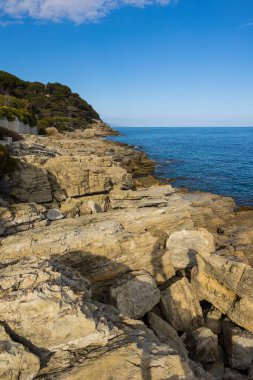 Saint-Jean-Cap-Ferrat 'taki Pointe de Saint-Bakımevi Kayaları