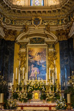 Nice 'deki Sainte-Tamir Katedrali' nin sunağı.