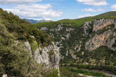 Taurac Massif 'te Agones' dan Herault Gorges
