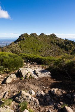 Trois Dents Zirvesi, Pilat Massif 'te, Rhone Vadisi' ne bakan