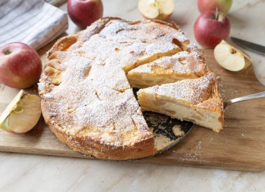 Lezzetli elmalı kek taze ve ev yapımı.. 