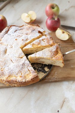 Lezzetli elmalı kek taze ve ev yapımı.. 