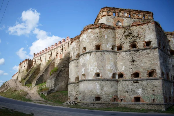Medzhibozh, Ukrayna 'daki antik şato