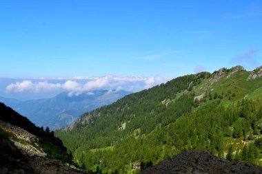 Alp dağlarının güzel manzarası
