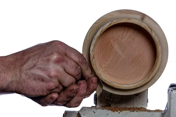 旋盤に木製のボウルを作成職人 ワークショップの画像 — ストック写真