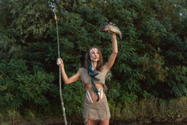 Doğada sıcak bir sonbahar günü