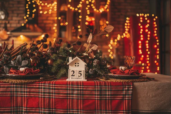 Frohe Weihnachten Dezember Abend Veranstaltung Märchenhafte Stimmung Funkelnde Bokeh Girlande — Stockfoto