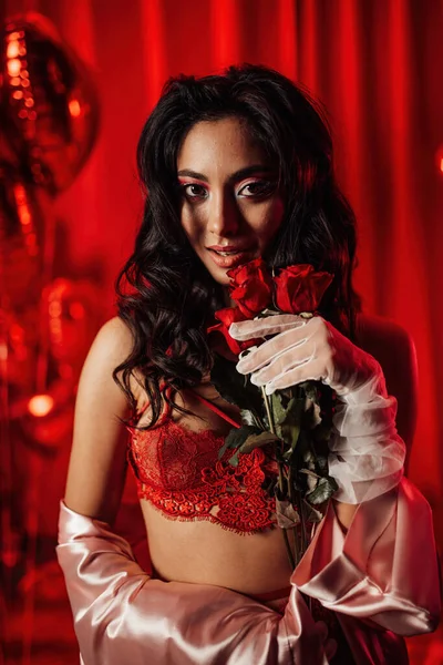 Beautiful Woman Wearing Sexy Lace Underwear Silk Robe Posing Roses — Stockfoto