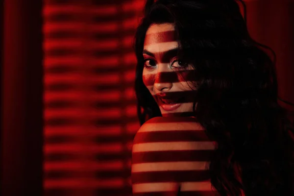 Curly Black Hair Asian Sensual Model Light Shadow Blinds Skin — Stockfoto