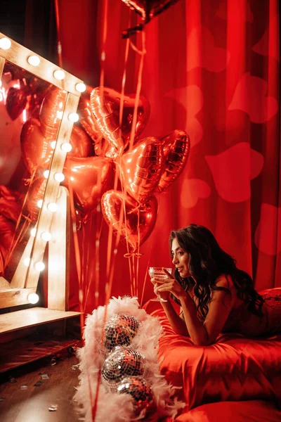 Beautiful Asian Model Champagne Glass Posing Bed Valentine Day — Photo