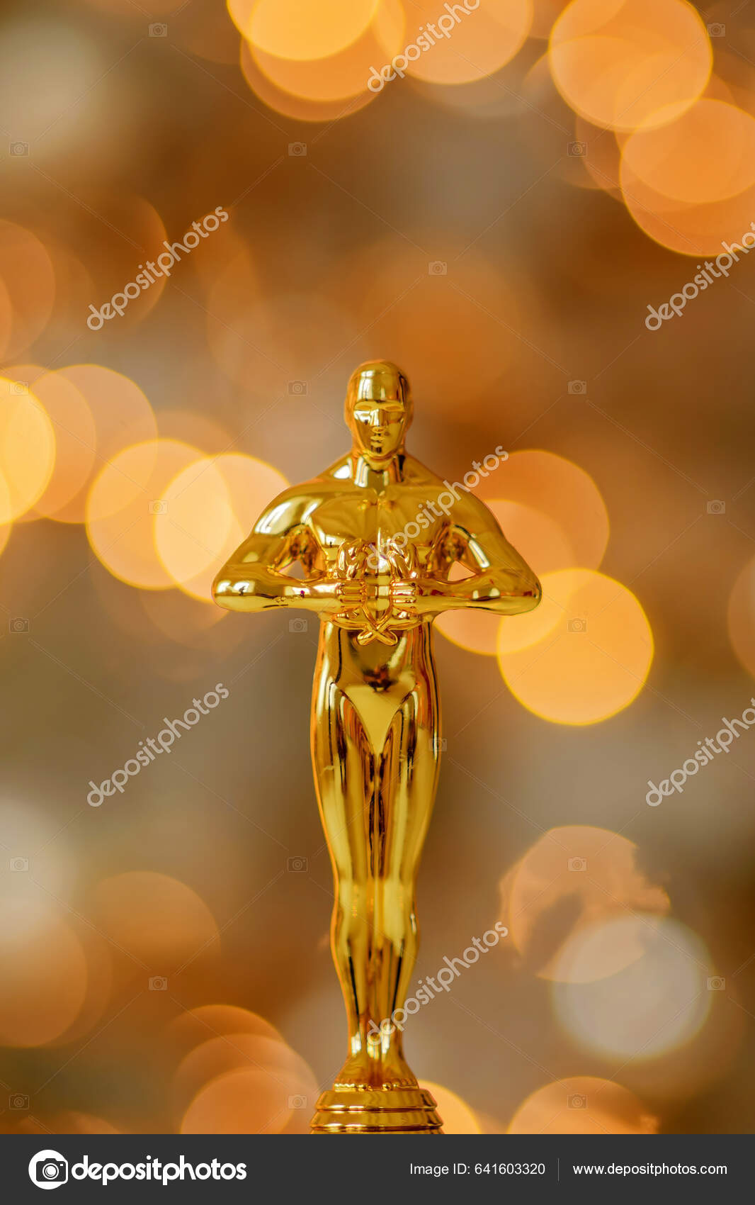 Имитация Статуэтки Голливудского Золотого Оскара Время Церемонии.