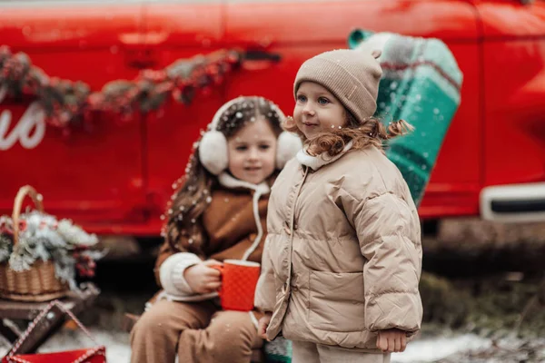 Petites Filles Célébrant Noël Nouvel Saison Des Vacances Hiver Plein — Photo