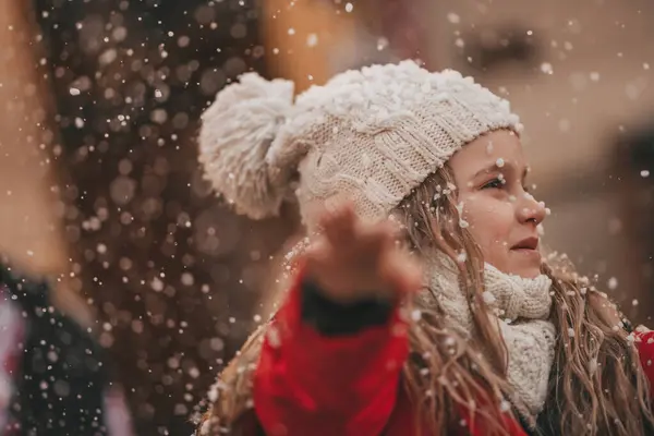 Little Girl Celebrating Christmas New Year Winter Holidays Season Outdoor — Stock Photo, Image