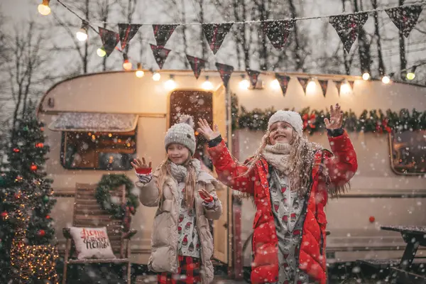 Children Celebrating Christmas New Year Winter Holidays Season Outdoor Waiting — Stock Photo, Image