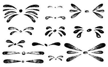 El fırçası tırnak, virgül, süs, işaret, sıçrama ve serpilme seti. Tasarım şablonu metni ve sayfa dekorasyonu, başlık, konuşma balonu için beyaz arkaplanda izole edilmiş vektör hisse senedi illüstrasyonu. 