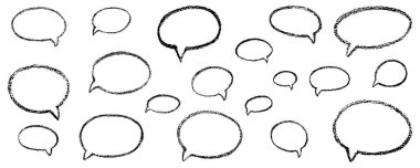 Oval ve yuvarlak tebeşir, pastel çizim konuşma balonu seti. Tasarım şablonu iş sunumu ve okul eğitimi için beyaz arkaplanda izole edilmiş vektör stoğu grunge dokusu çizimi.