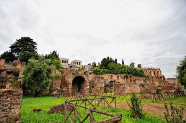 İnanılmaz Roma forumunun bir resmi.