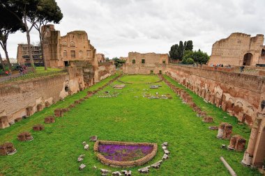 Palatine Tepesi 'nin anıtlarının resmi.