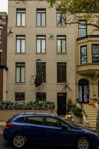 Front Apartment Building Decorated Spider Web Halloween Holiday Manhattan New — Stock Photo, Image