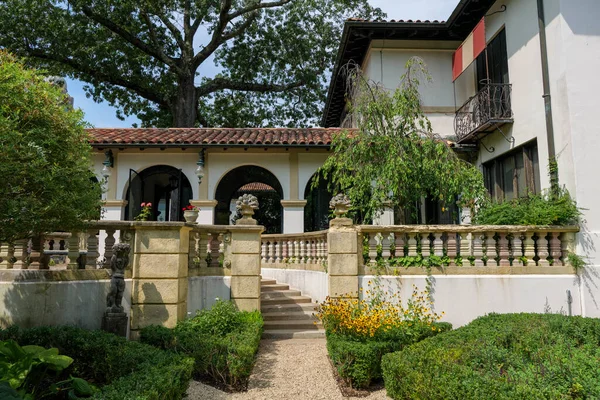Antigua Arquitectura Estilo Español Con Jardín Vanderbilt Museum Long Island — Foto de Stock