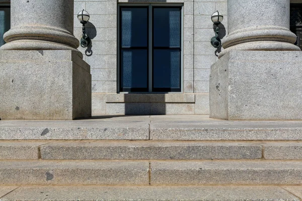 Column Terrace Front Doors Capitol Government Building Sunny Day High — Stock Photo, Image