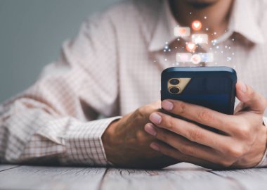 Mutlu olmak gibi bildirim simgeleriyle kavram