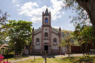 Sao Bento do Sapucai 'de Sao Paulo kırsalındaki tespih kilisesi. Serra da Mantiqueira 'da