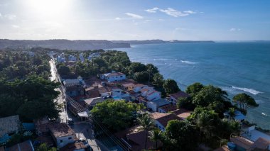 Tibau do Sul, Rio Grande do Norte, Brezilya 'daki Pipa plajının hava manzarası.