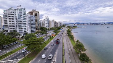 Florianopolis 'teki Avenida Beira Mar' ın havadan görünüşü, Santa Catarina, Brezilya.