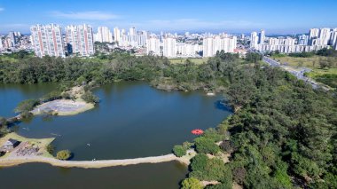 Mogi das Cruzes, Sao Paulo, Brezilya 'daki Japon Göçmenlik Cenaze Parkı.