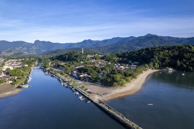 Rio de Janeiro 'da çarpıcı bir sahil kasabası olan Paraty' nin manzaralı güzelliğini keşfedin..