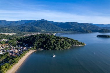 Rio de Janeiro 'da çarpıcı bir sahil kasabası olan Paraty' nin manzaralı güzelliğini keşfedin..
