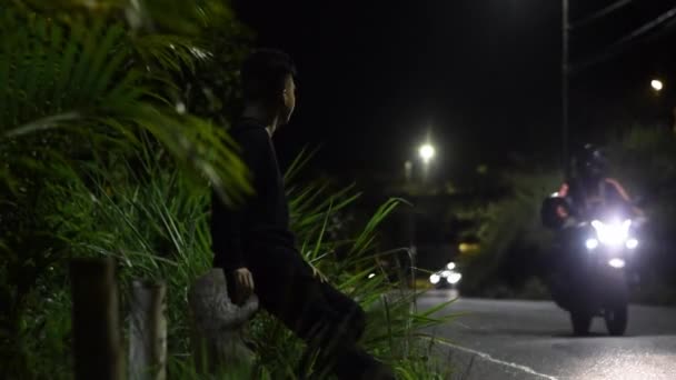 Latino Teenager Sitting Side Road Watching Cars Thinking Reflecting His — Vídeo de stock