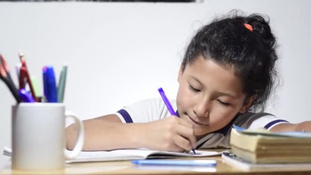 Little Latina Girl Brunette Studying Happily While Doing Her Homework — Αρχείο Βίντεο
