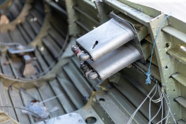 Bir Rus helikopterinin kopuk bir parçası Dinyeper Tarih Müzesi 'ne getirildi. Kherson bölgesinde vurulan helikopterin kuyruk kısmı Dnipro Tarih Müzesi 'nde sergilendi