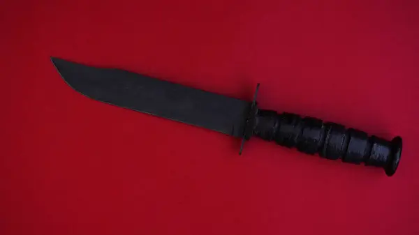 American Military Combat Knife Red Background — Foto Stock