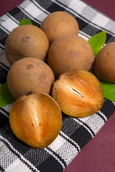 Sapodilla Fruit Manilkara Zapota Και Άλλες Ονομασίες Όπως Sapota Chikoo Εικόνα Αρχείου