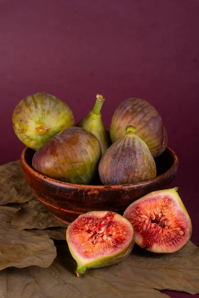 Fresh Ripe Figs Purple Background — Stock Photo, Image