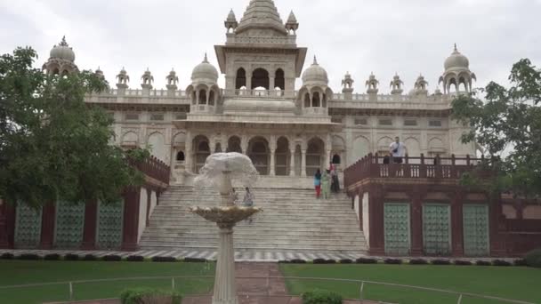 Jodhpur Indie Října2015 Jaswant Thada Mausoleum Vyrobené Bílého Mramoru — Stock video