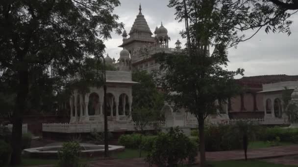 Jodhpur India Октября 2015 Года Мавзолей Джасвант Тада Белого Мрамора — стоковое видео