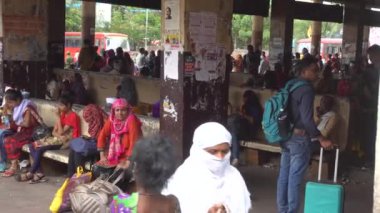 Hindistan 'ın kalabalık manzarası