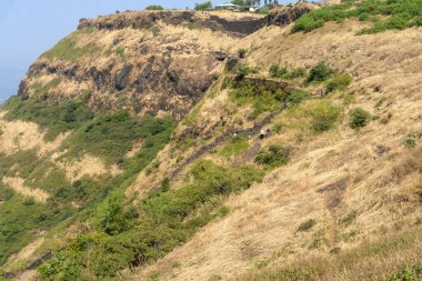 Güneşli bir günde güzel dağ manzarası, Hindistan